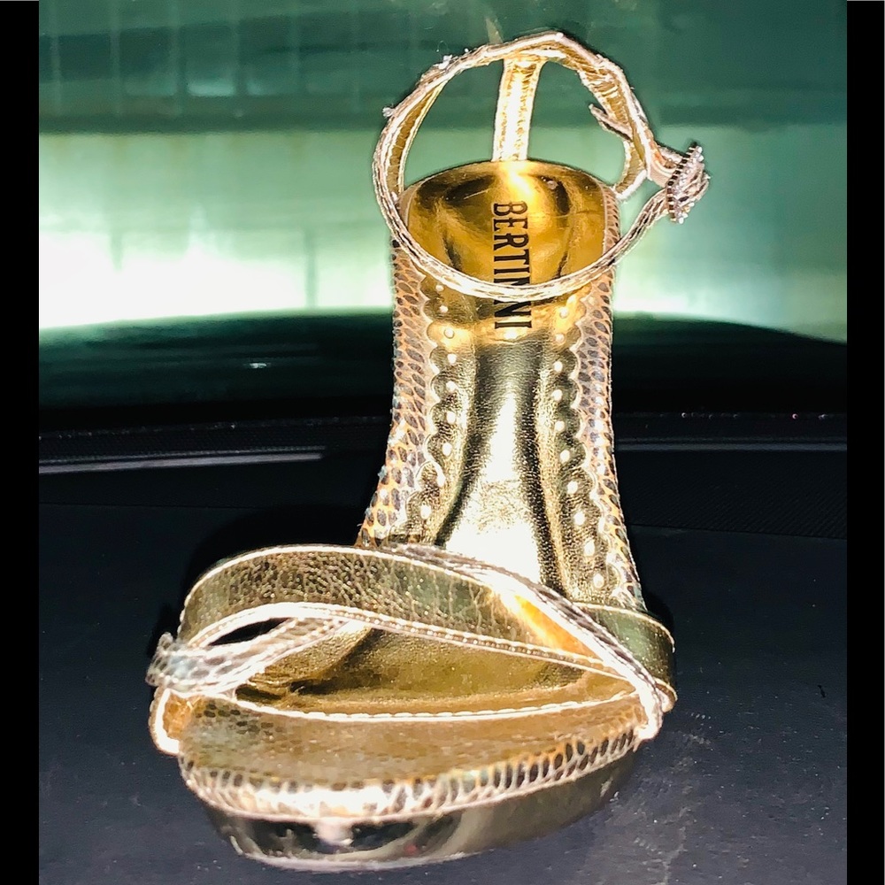 Bertinni sandals - Picture 2 of 5